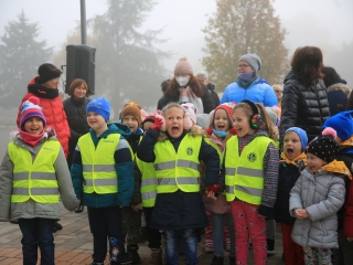 Libás sokadalom Márton napjára a város óvodásainak - fotó: 