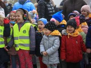 Libás sokadalom Márton napjára a város óvodásainak - fotó: 