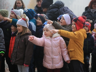 Libás sokadalom Márton napjára a város óvodásainak - fotó: 