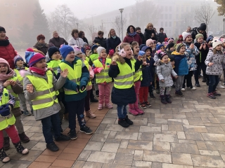 Libás sokadalom Márton napjára a város óvodásainak - fotó: 