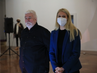 Éri Jenő kiállításának megnyitója az Uitz Teremben - fotó: 