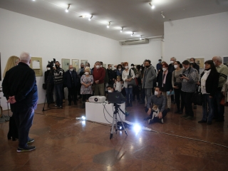 Éri Jenő kiállításának megnyitója az Uitz Teremben - fotó: 