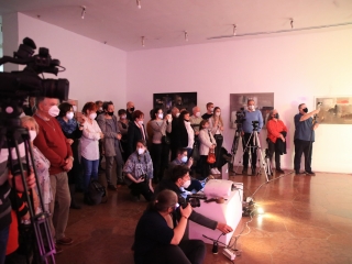 Éri Jenő kiállításának megnyitója az Uitz Teremben - fotó: 