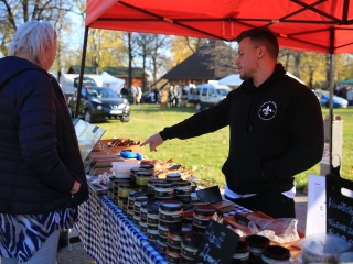 Mikulásváró kavalkád a Szalki-szigeten - fotó: 