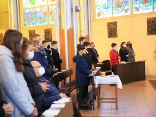 Bérmálás a római katolikus főtemplomban - fotó: 