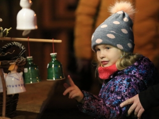 Az "Adventi forgatag" nyitánya a Városháza téren - fotó: 