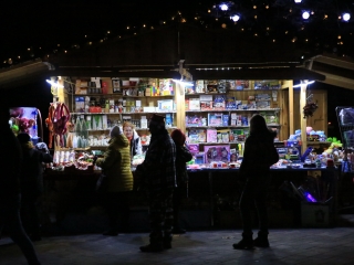 Az "Adventi forgatag" nyitánya a Városháza téren - fotó: 