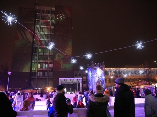 A remény gyertyája a Városháza téren - fotó: 