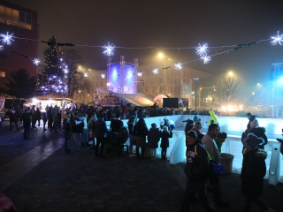 A remény gyertyája a Városháza téren - fotó: 