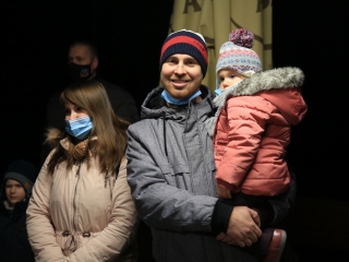 Ünnepi ajándékosztás az MMK-ban - fotó: 