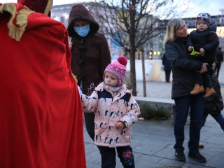 Mikulások városszerte, sok-sok ajándékkal és örömteli pillanattal - fotó: 