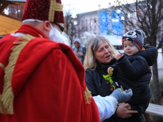 Mikulások városszerte, sok-sok ajándékkal és örömteli pillanattal - fotó: 