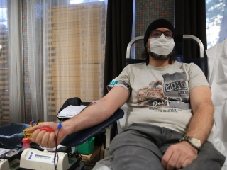 Mikulás véradás az MMK-ban - fotó: 