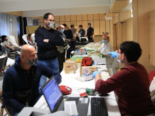 Mikulás véradás az MMK-ban - fotó: 