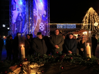 Ünnepi gyertyagyújtás advent harmadik vasárnapján - fotó: 