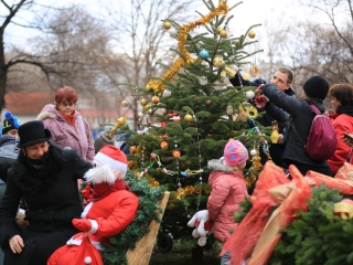 Adventi fények a negyedik vasárnapon - fotó: 