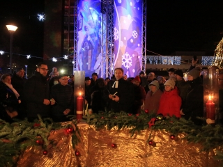 Adventi fények a negyedik vasárnapon - fotó: 