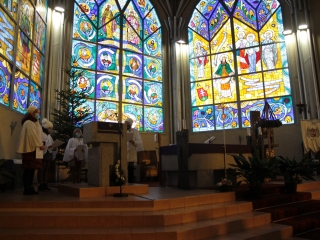 Karácsonyi pásztorjáték a római katolikus főtemplomban - fotó: 