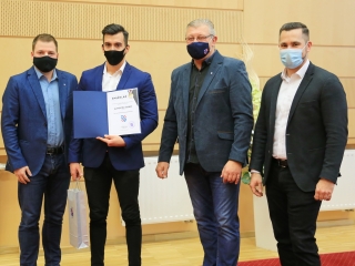 Sportolóink köszöntése a Városházán - fotó: 