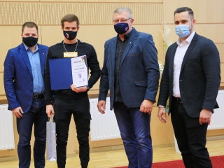 Sportolóink köszöntése a Városházán - fotó: 