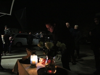 Gyertyagyújtás Csollány Szilveszter emlékére - fotó: 