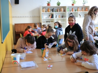 Mackónapi kavalkád a Szabó Magda iskolában - fotó: 