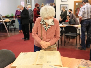 Várostörténeti kiállítás a József Attila Könyvtárban - fotó: 