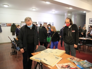 Várostörténeti kiállítás a József Attila Könyvtárban - fotó: 