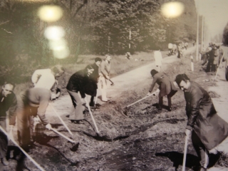 Várostörténeti kiállítás a József Attila Könyvtárban - fotó: 