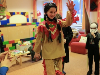 Cimbora-farsang a gyermekkönyvtárban - fotó: 