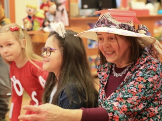 Cimbora-farsang a gyermekkönyvtárban - fotó: 