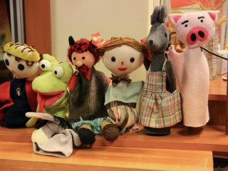 Cimbora-farsang a gyermekkönyvtárban - fotó: 