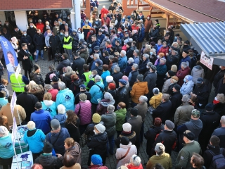 Márki-Zay Péter a dunaújvárosi piacon - fotó: 