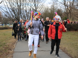 Télűző villámcsődület a Városháza téren - fotó: 