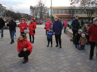 Télűző villámcsődület a Városháza téren - fotó: 
