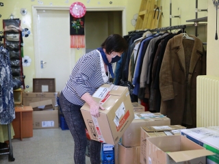 Gyűjtőakciók a háború kárvallottjainak - fotó: 