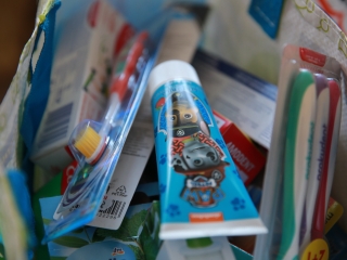 Gyűjtőakciók a háború kárvallottjainak - fotó: 