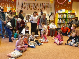 Mesefal-avató a József Attila Könyvtárban - fotó: 