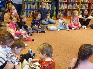 Mesefal-avató a József Attila Könyvtárban - fotó: 