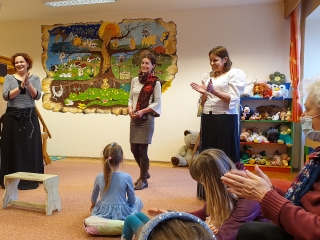 Mesefal-avató a József Attila Könyvtárban - fotó: 