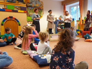 Mesefal-avató a József Attila Könyvtárban - fotó: 