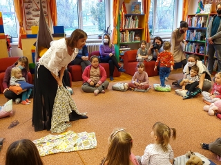 Mesefal-avató a József Attila Könyvtárban - fotó: 