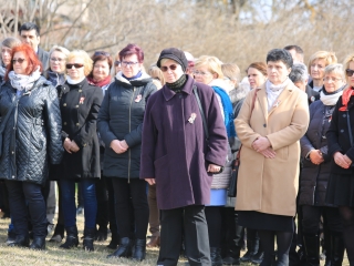 Ünnepség a forradalmi emlékműnél (2022) - fotó: 