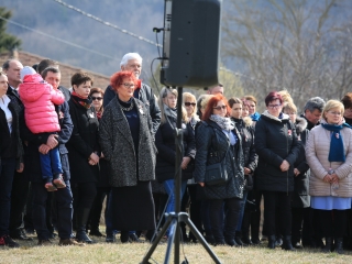 Ünnepség a forradalmi emlékműnél (2022) - fotó: 