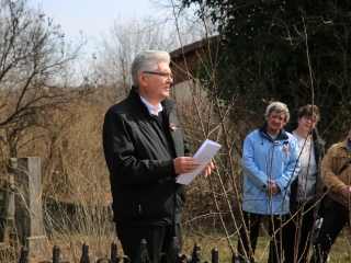 Ünnepség a forradalmi emlékműnél (2022) - fotó: 