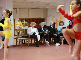 Ünnepi táncterem-avató a Gárdonyi iskolában - fotó: 