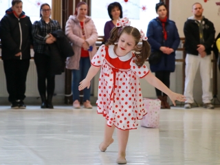 Ünnepi táncterem-avató a Gárdonyi iskolában - fotó: 