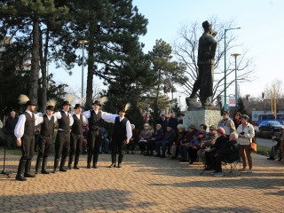 Borovszky Ambrus emlékművének avatása a Martinász szobornál - fotó: 