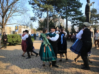 Borovszky Ambrus emlékművének avatása a Martinász szobornál - fotó: 