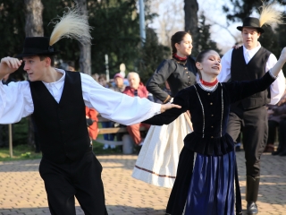 Borovszky Ambrus emlékművének avatása a Martinász szobornál - fotó: 